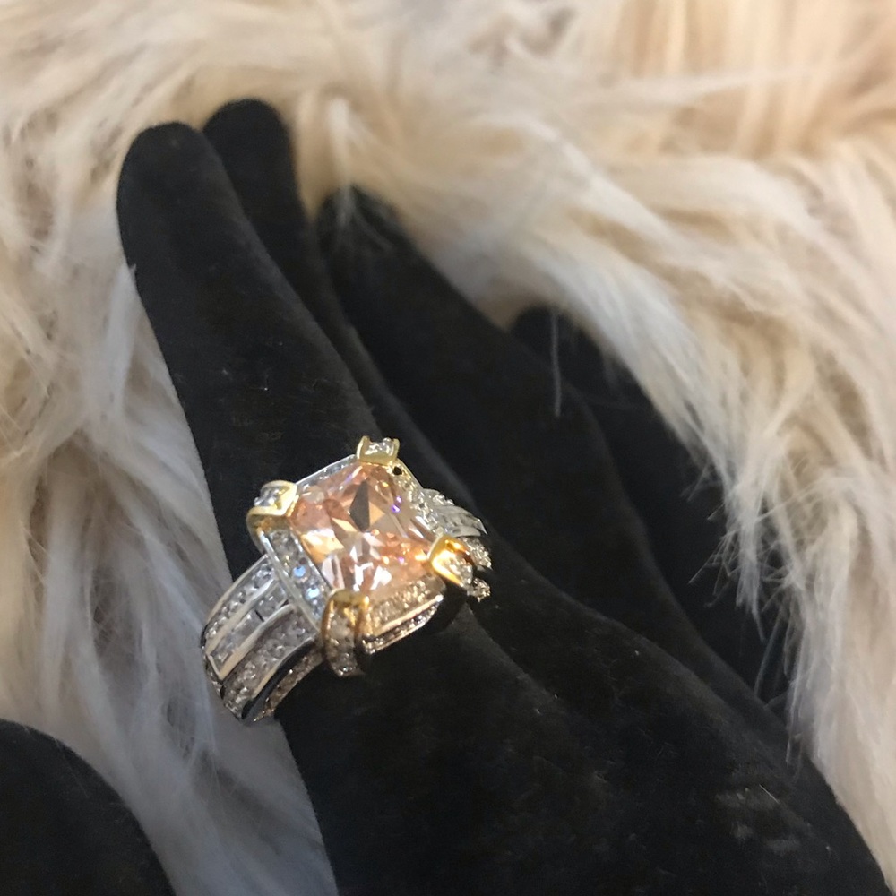 Cocktail Ring citrine Color CZ Stones Size 7